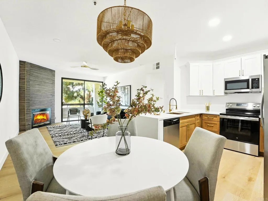 Photo #2: PTP2508721 Listing: Photo #2