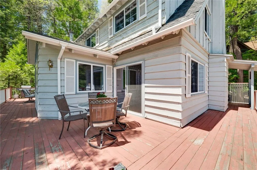 395 Primrose Circle Unit 1-2, Lake Arrowhead, CA 92352 - Photo 5 of 42, Lake Arrowhead, CA