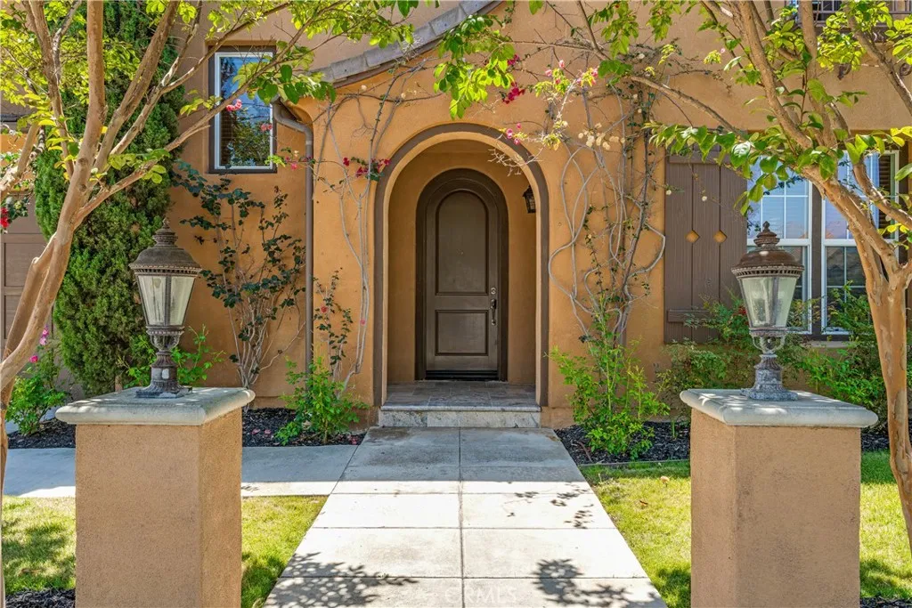 Santa Ana, CA 92706