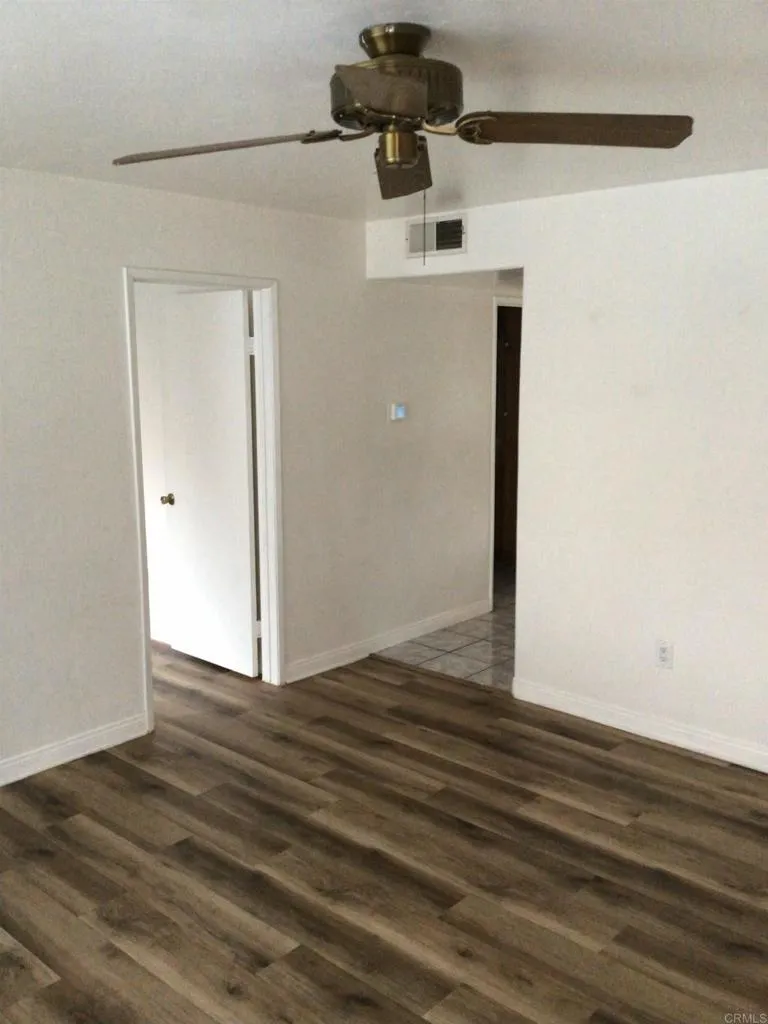 https://cdn.realtyfeed.com/cdn/127/306592630/89cdc4d9d614bdc248189c03a2fb93a5.webp