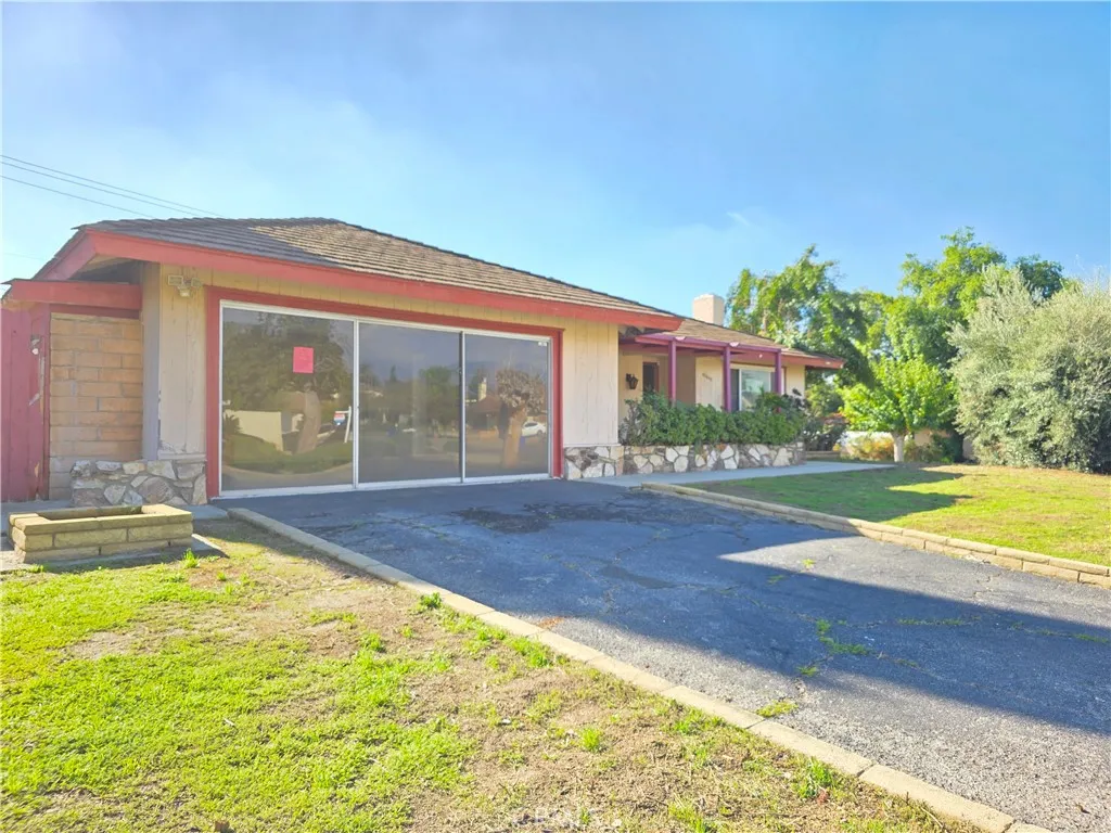 San Bernardino, CA 92404