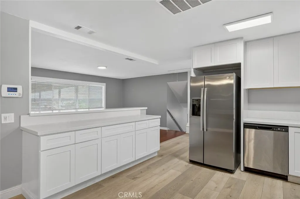https://cdn.realtyfeed.com/cdn/127/306592786/966a001c03b731ca90f5d039115d2d46.webp