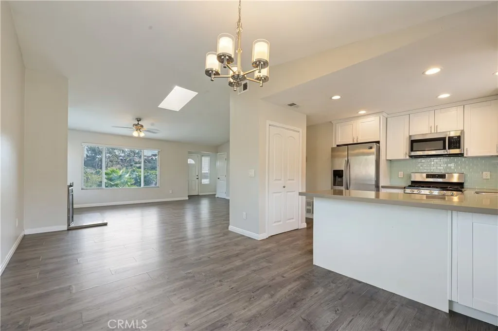 https://cdn.realtyfeed.com/cdn/127/306592824/118a5e591c62e7ef94c3d169c96806b8.webp