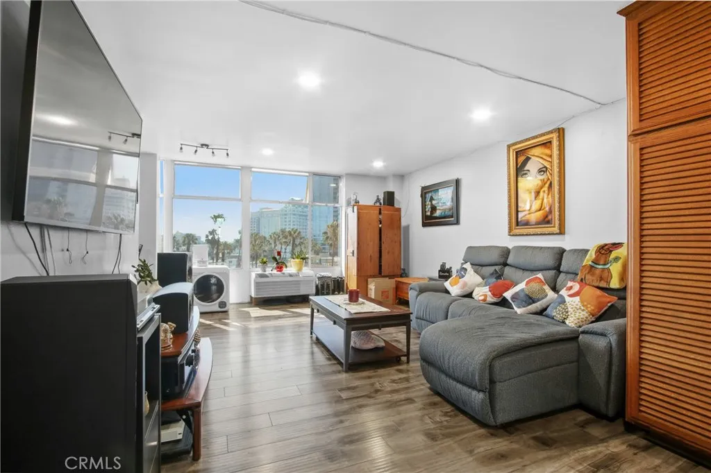100 Atlantic, Long Beach, CA 90802 - Photo 4 of 10, Long Beach, CA