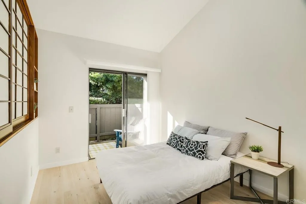 Photo #10: NDP2511024 Listing: Photo #10