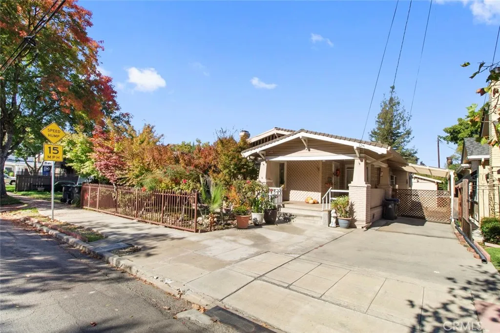 1037 W Magnolia West, Stockton, CA 95203 - Photo 2 of 32, Stockton, CA