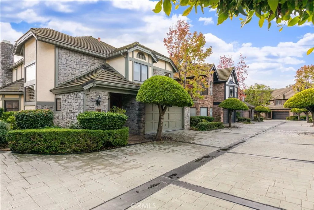 https://cdn.realtyfeed.com/cdn/127/306592896/1ded297cc69173e5695b5a2704fa2b4c.webp