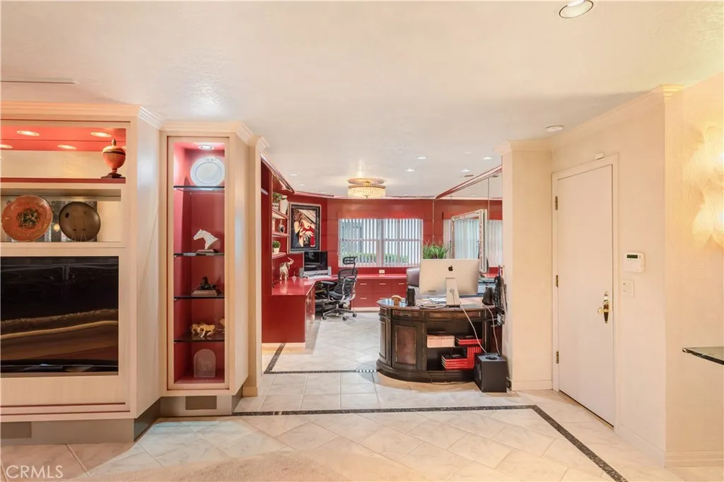https://cdn.realtyfeed.com/cdn/127/306592896/61fa67c935dd2e239c4daebeb3c03152.webp