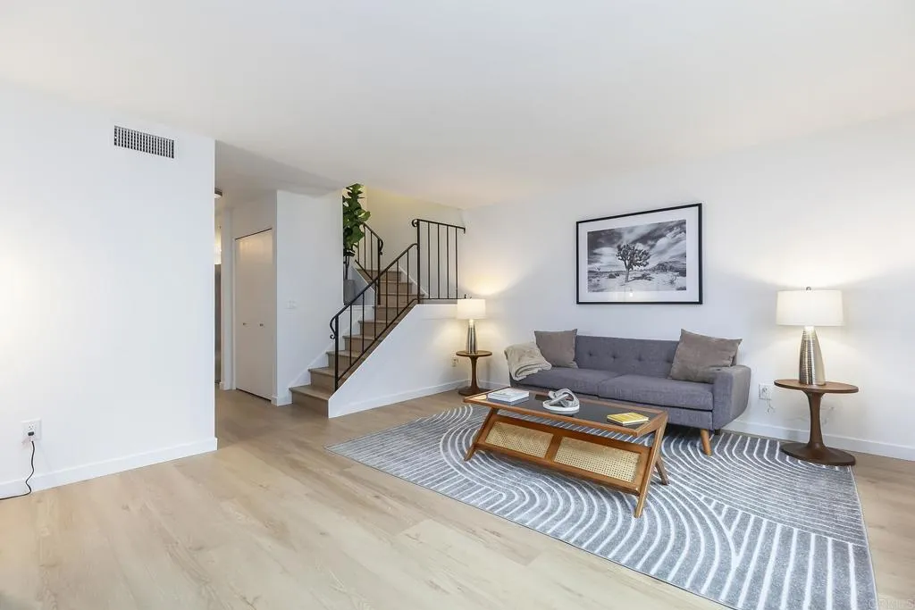 Photo #8: PTP2508741 Listing: Photo #8