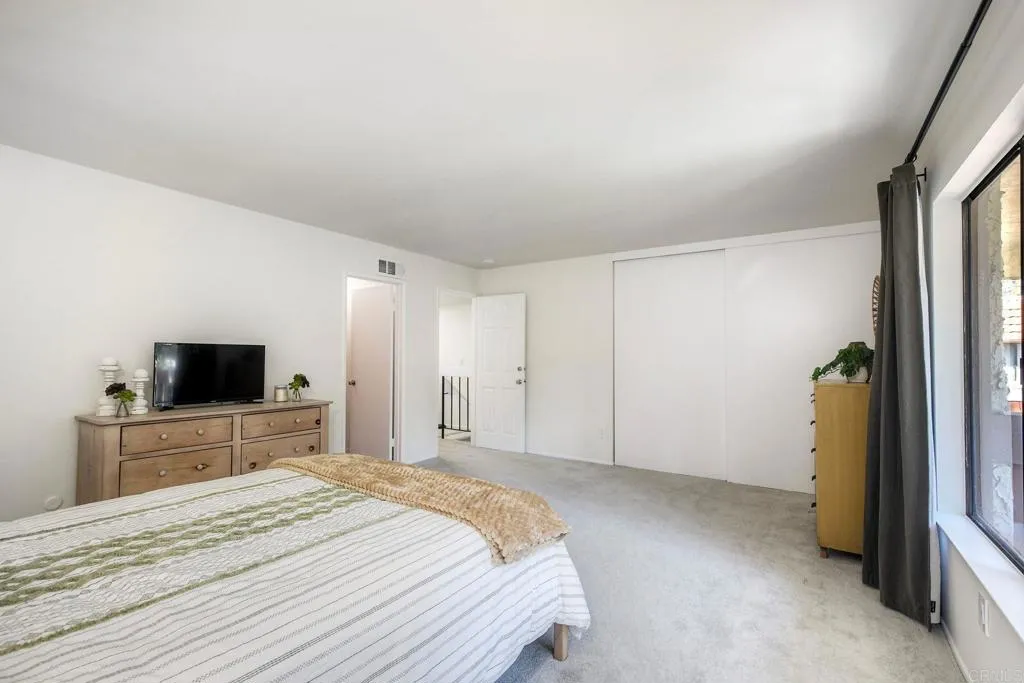 Photo #34: NDP2511030 Listing: Photo #34