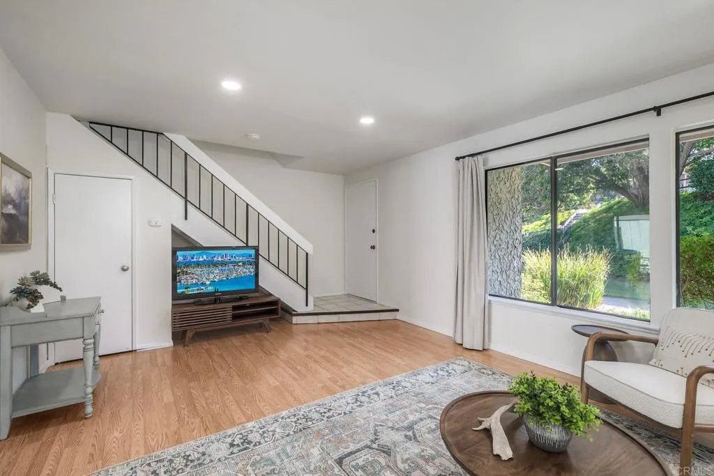 https://cdn.realtyfeed.com/cdn/127/306592994/b059c91ea8e6b93856241924c6632957.webp