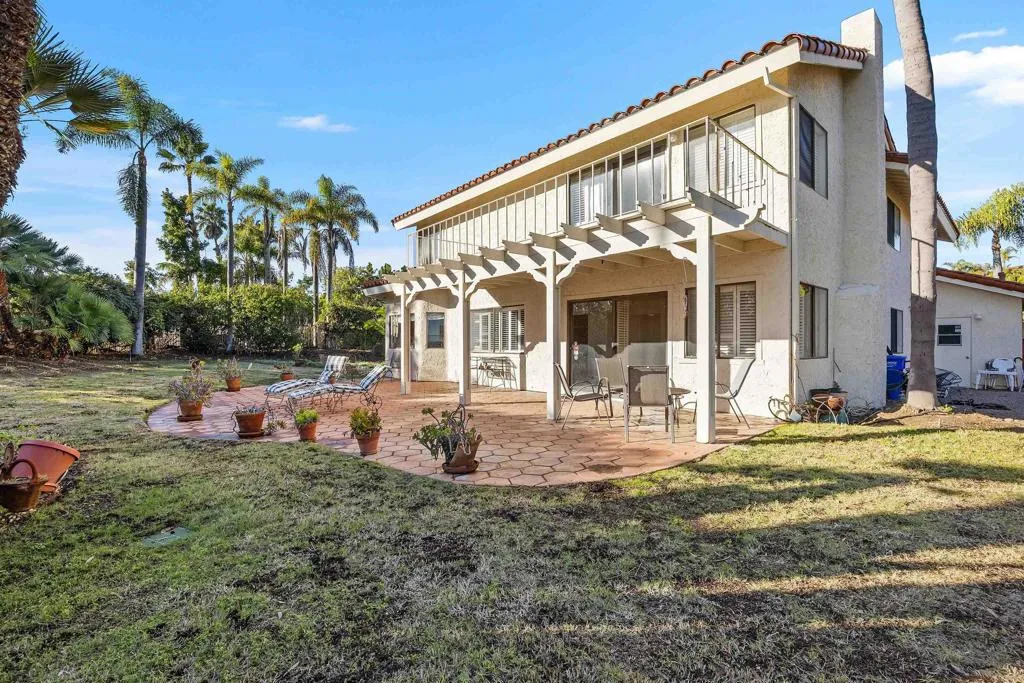https://cdn.realtyfeed.com/cdn/127/306592997/755a8154912f20f2d7b4179794c307ae.webp