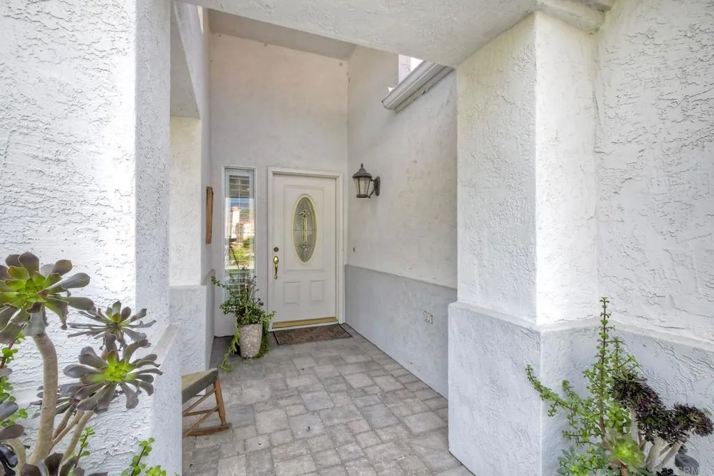 https://cdn.realtyfeed.com/cdn/127/306593015/1ad6c798fe8271af2c5bbf904d1295f4.webp