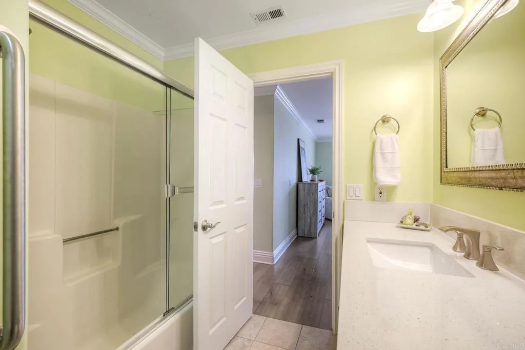 https://cdn.realtyfeed.com/cdn/127/306593015/7ad1d54e7c58df76ac9620779d80e279.webp