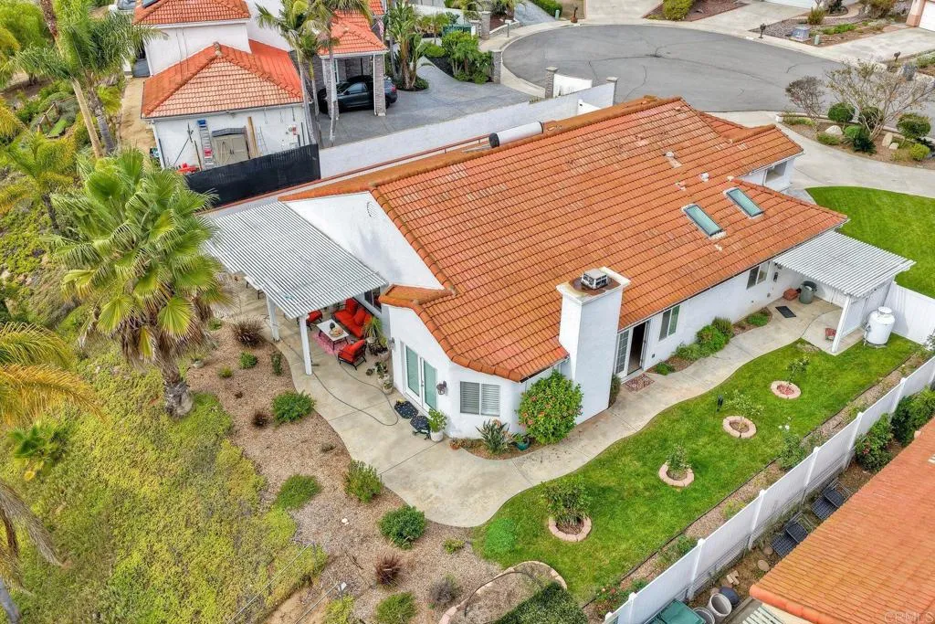 https://cdn.realtyfeed.com/cdn/127/306593015/cb98766d7ac640845552783c0eb31bc8.webp