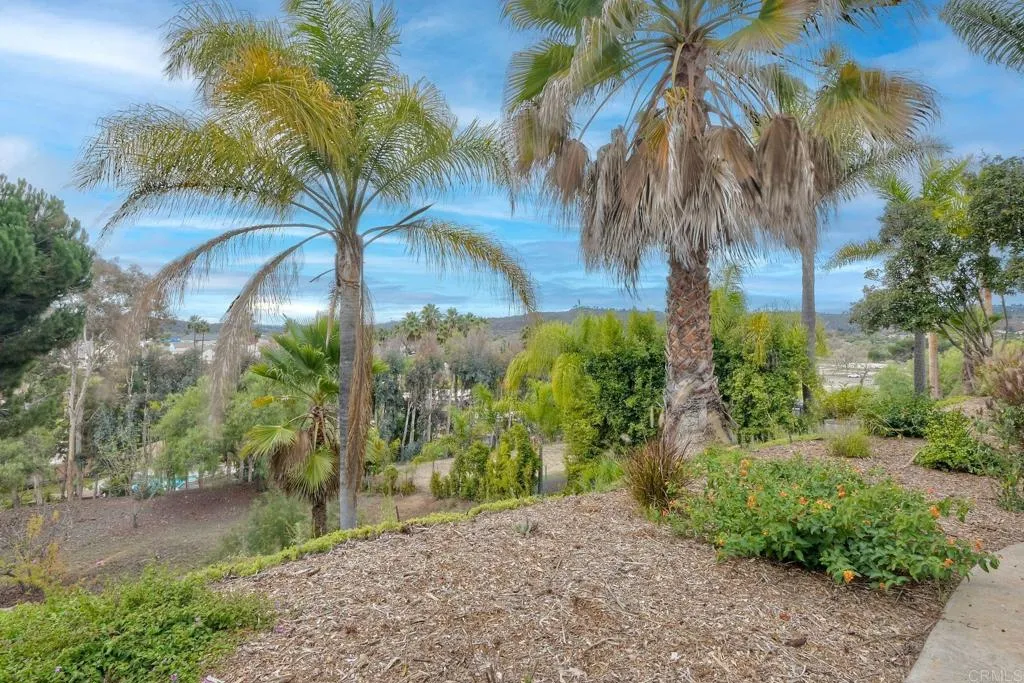 https://cdn.realtyfeed.com/cdn/127/306593015/f1c77f21f315675f021d9b4b19d55627.webp