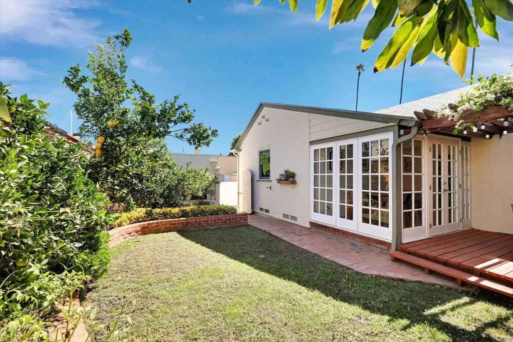https://cdn.realtyfeed.com/cdn/127/306593078/de6964153ce4de77b939af18af04c1f1.webp