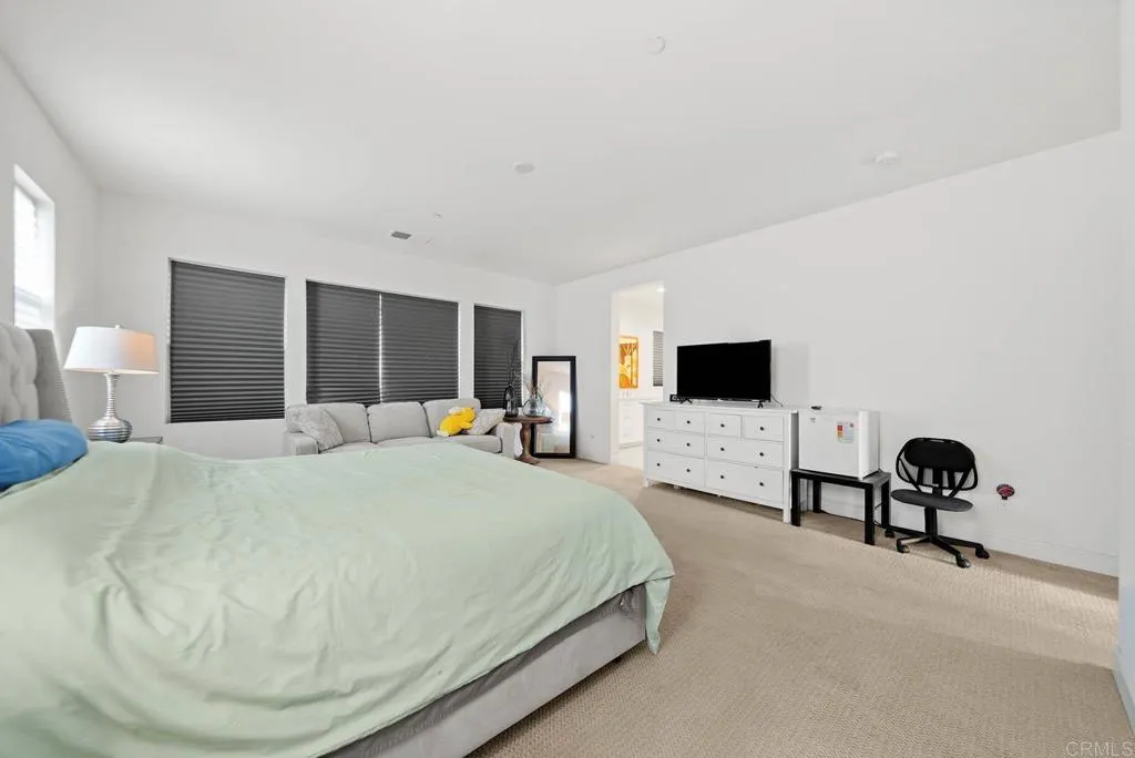 https://cdn.realtyfeed.com/cdn/127/306593117/58cbfb88f350e149d915840cc08f2420.webp