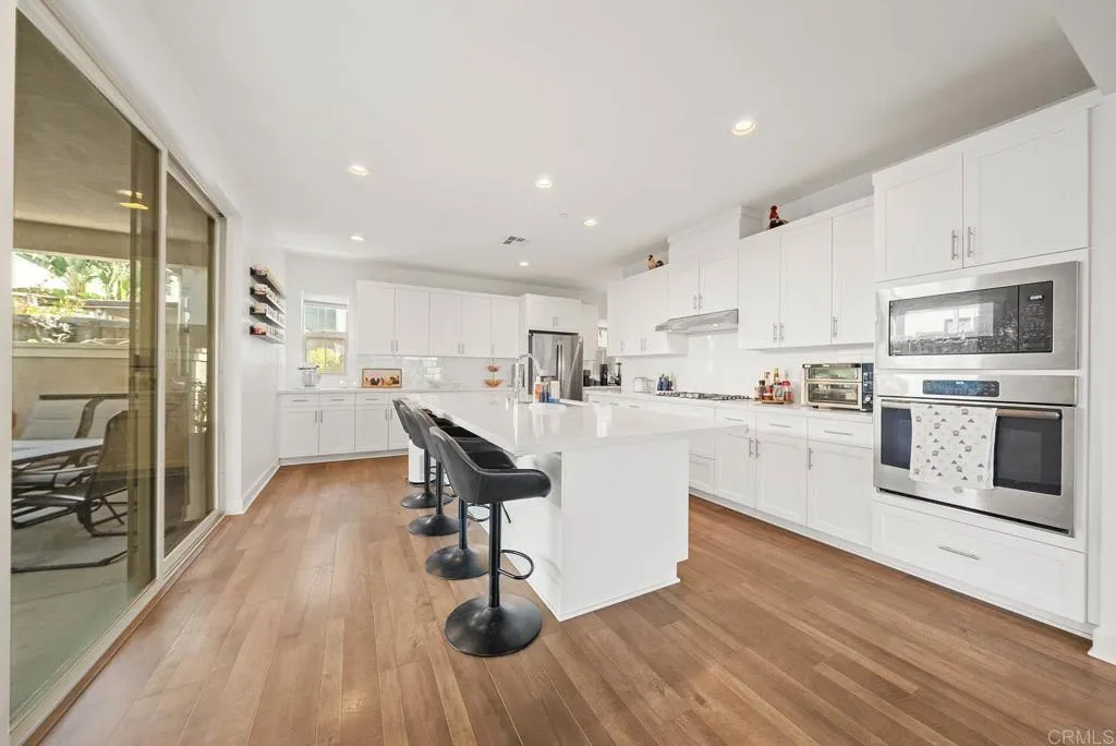 https://cdn.realtyfeed.com/cdn/127/306593117/808be619032b6c26d36320b9573b1a56.webp