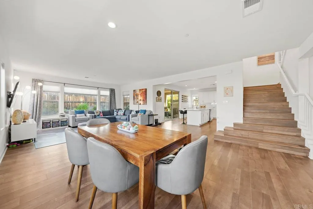 https://cdn.realtyfeed.com/cdn/127/306593117/cbb1100c8a6b5596b3244e1a6f857d31.webp