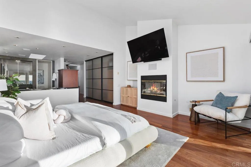 https://cdn.realtyfeed.com/cdn/127/306593150/375a76ba7dd2ceb0a10ce509c721798f.webp