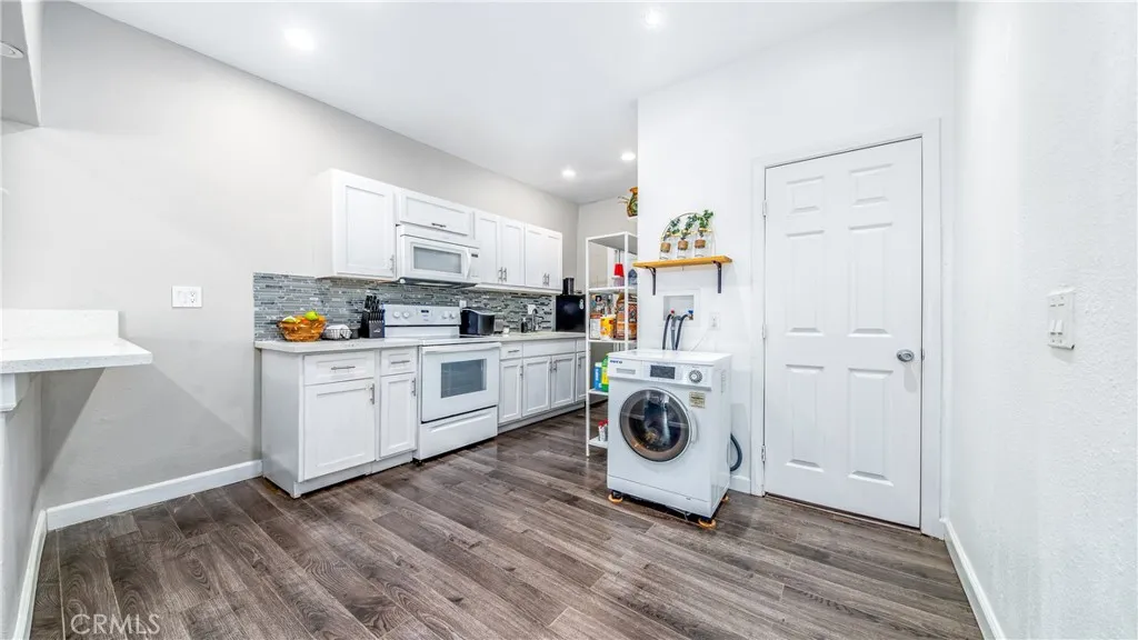 Los Angeles, CA 90026