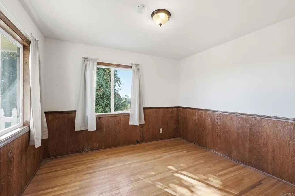 https://cdn.realtyfeed.com/cdn/127/306593214/06027f83b5bf8429dca2930c43b6ee37.webp