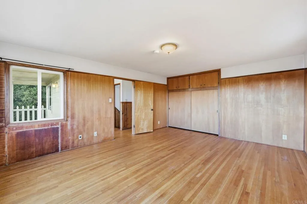 https://cdn.realtyfeed.com/cdn/127/306593214/79a726a5225b8e054a30d3c38222afa3.webp