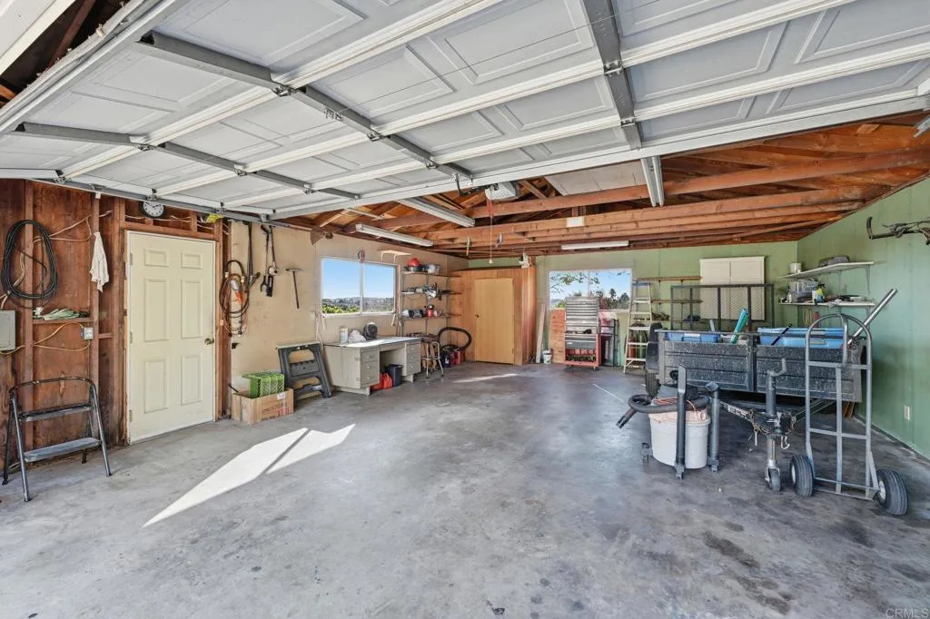 https://cdn.realtyfeed.com/cdn/127/306593214/e387922c5249fa073017ada79b5a4ba5.webp