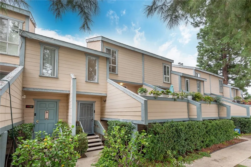 Chatsworth, CA 91311