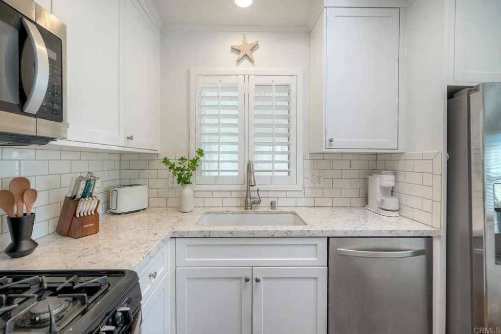 https://cdn.realtyfeed.com/cdn/127/306593269/3a05325afbed4077ad1b5f20aa502ae6.webp