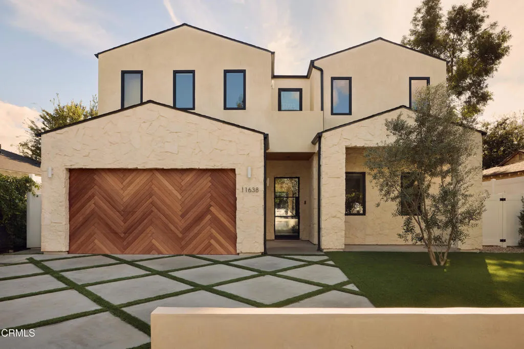 Los Angeles, CA 91602