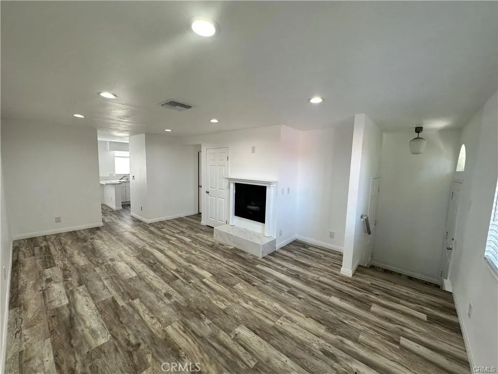 North Hills, CA 91345