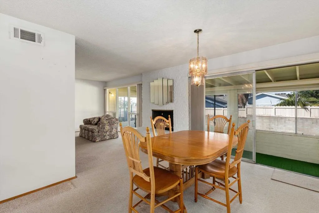 https://cdn.realtyfeed.com/cdn/127/306593326/69a20052034c24d3ea7b569527f37de1.webp