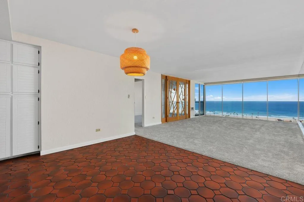 Photo #13: NDP2511048 Listing: Photo #13