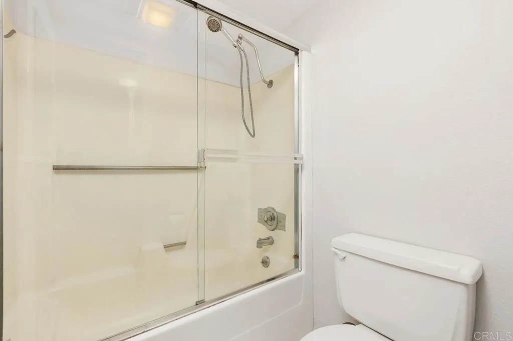 Photo #31: NDP2511048 Listing: Photo #31