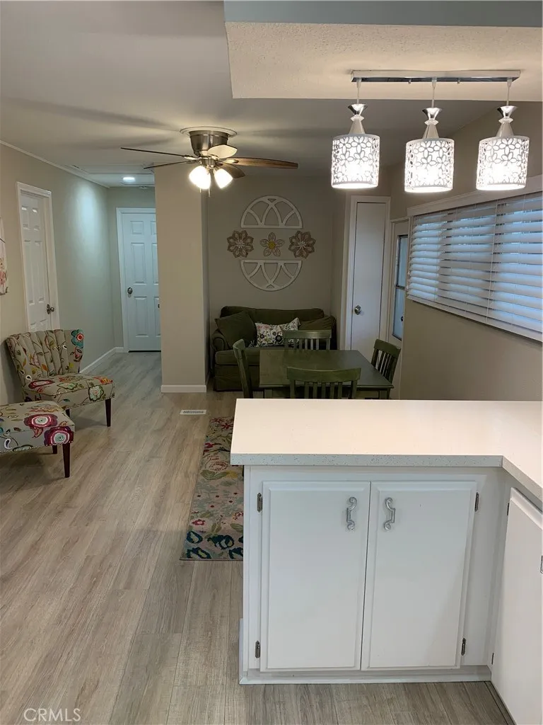 https://cdn.realtyfeed.com/cdn/127/306593426/0bc12046d03a5a18eb041eafd53f818b.webp
