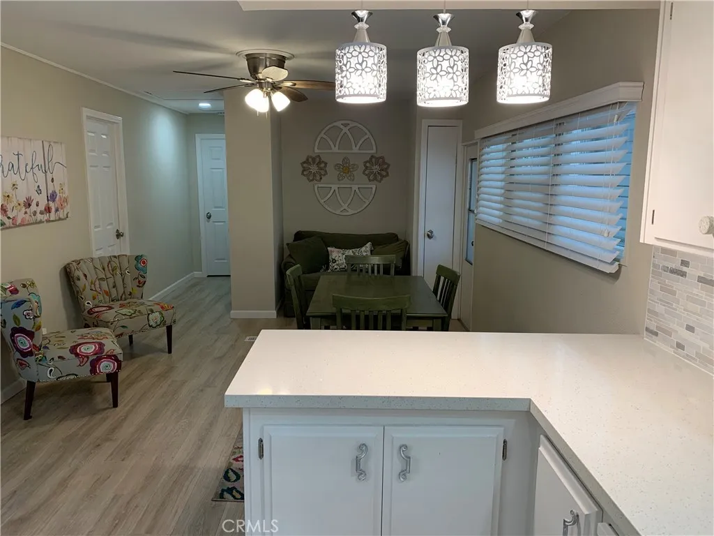 https://cdn.realtyfeed.com/cdn/127/306593426/d8feebffd039edd1a15c5b894ddc01d1.webp