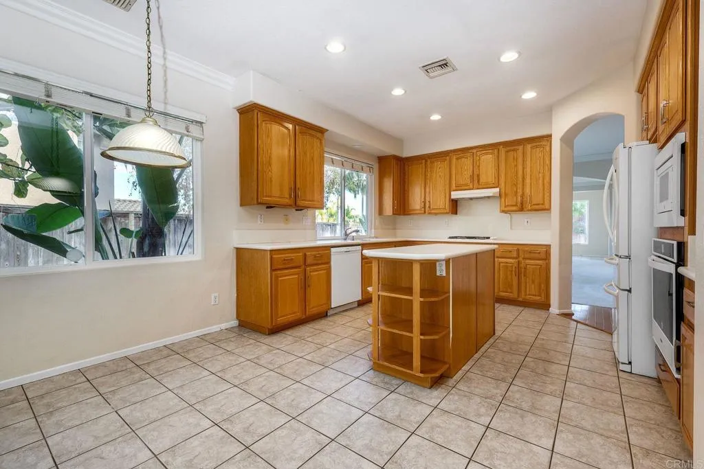 https://cdn.realtyfeed.com/cdn/127/306593466/7d34cf27cf3154a5e585e0688df4d519.webp