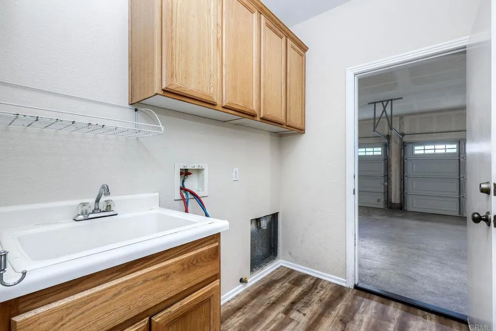 https://cdn.realtyfeed.com/cdn/127/306593466/8b142e407461d973444a9886484182b0.webp