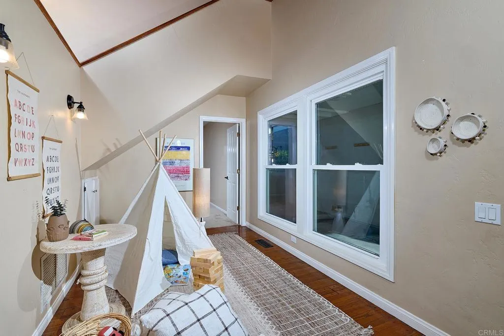 https://cdn.realtyfeed.com/cdn/127/306593576/b916a6e6c9ea13122bc8c86e5ff6574d.webp
