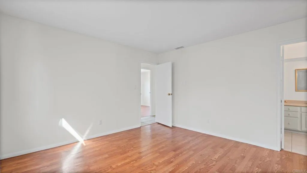 https://cdn.realtyfeed.com/cdn/127/306593577/f6c536d905a7f85f8461d7a815c05d8c.webp