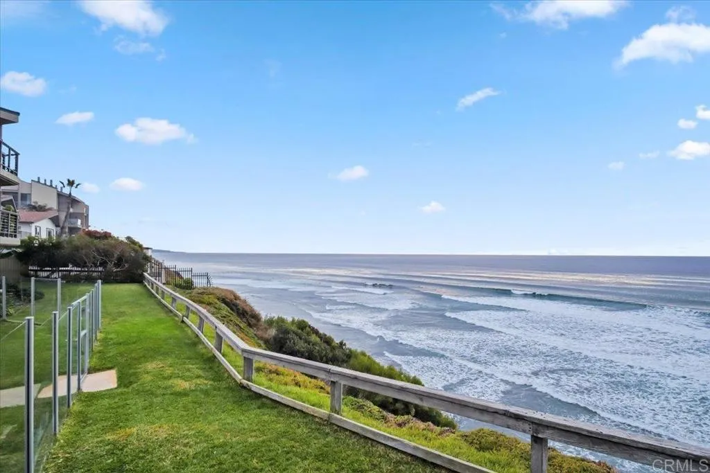 Photo #47: NDP2511060 Listing: Photo #47