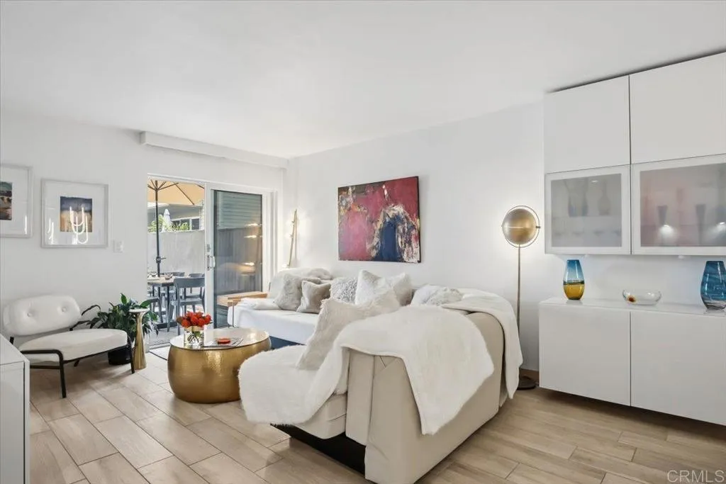 Photo #6: NDP2511060 Listing: Photo #6