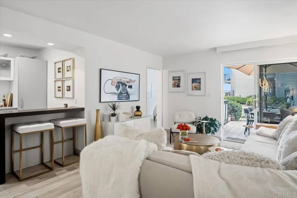 Photo #13: NDP2511060 Listing: Photo #13