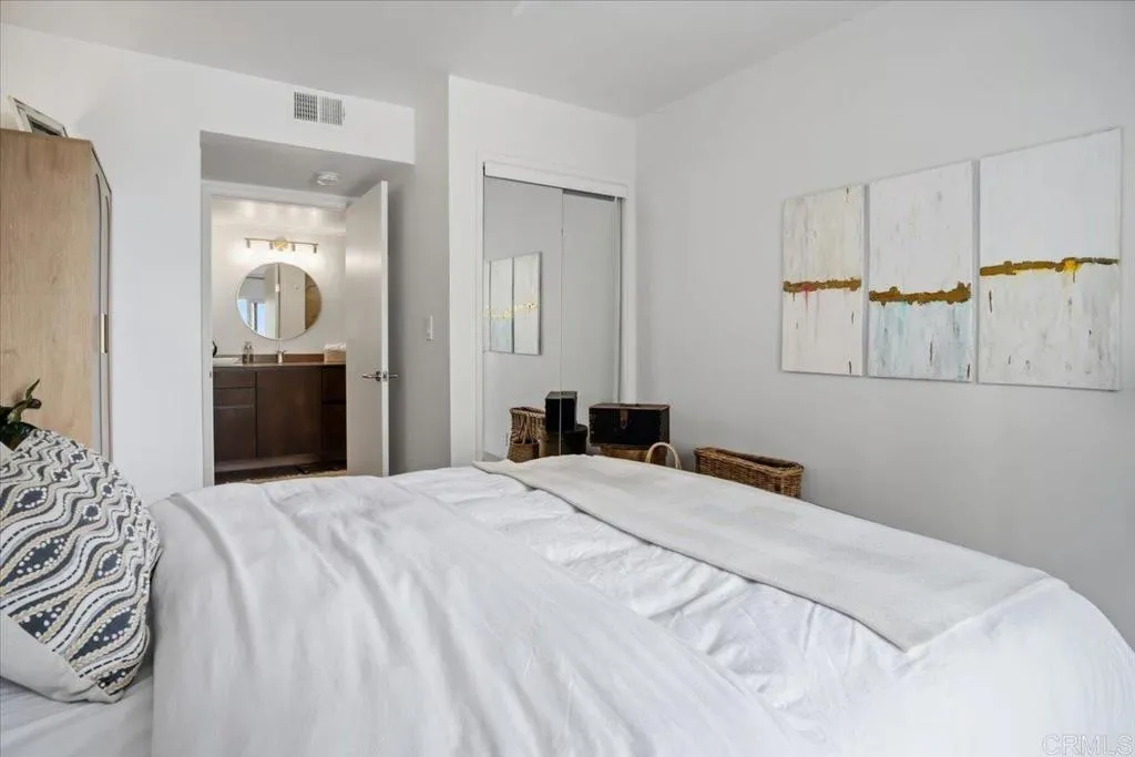 Photo #24: NDP2511060 Listing: Photo #24