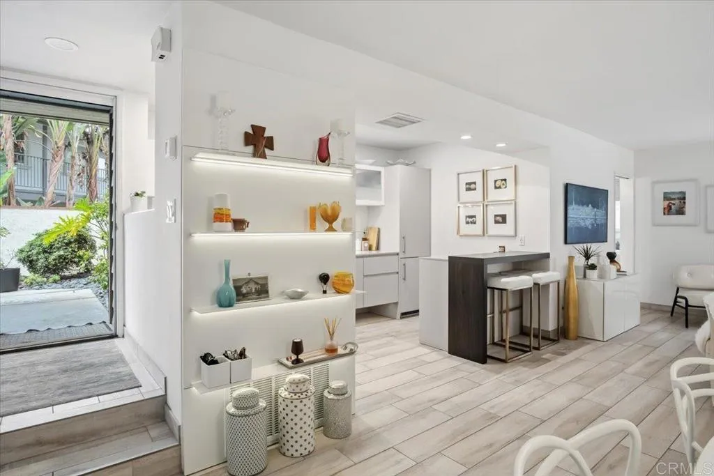 Photo #10: NDP2511060 Listing: Photo #10