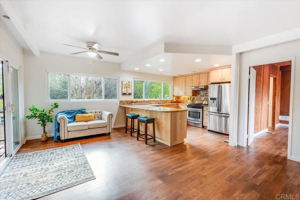 https://cdn.realtyfeed.com/cdn/127/306593642/7e0d241952c14174a09b3143bcf65fa3.webp