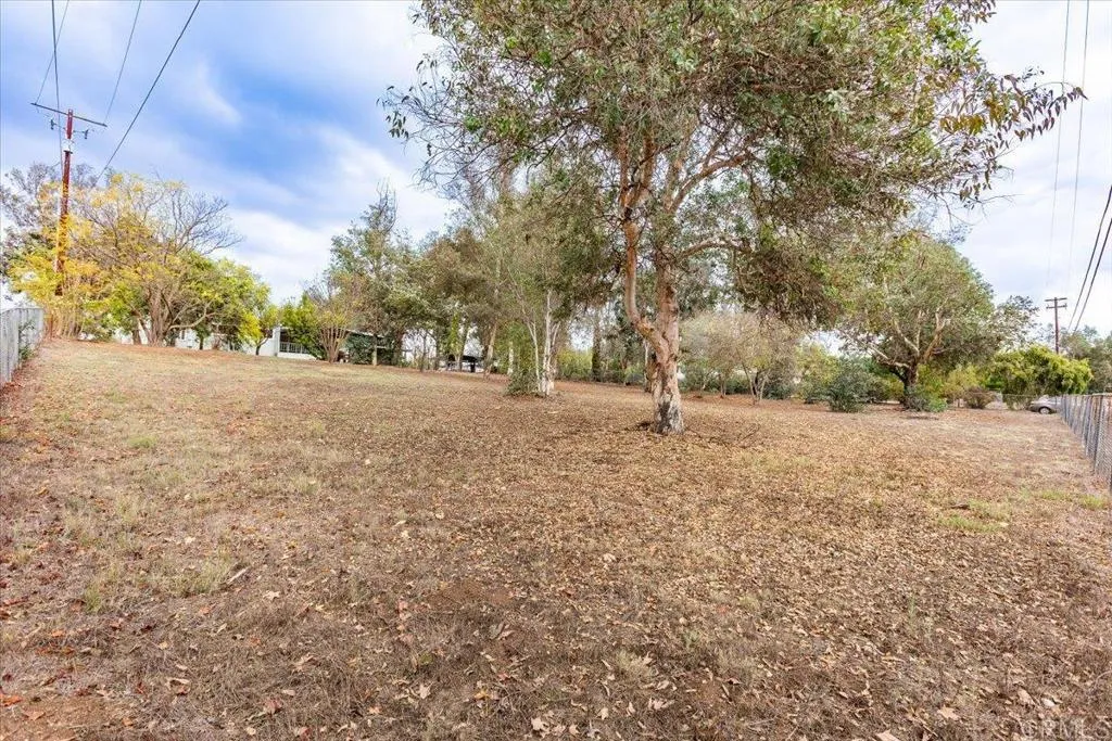https://cdn.realtyfeed.com/cdn/127/306593642/b55307e68aefafdbd9ad138e319b78a4.webp