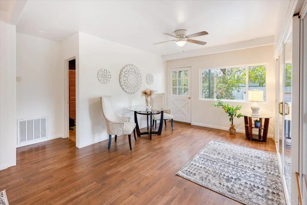 https://cdn.realtyfeed.com/cdn/127/306593642/cb3fab1f393dab9b2576ab8421478cf8.webp